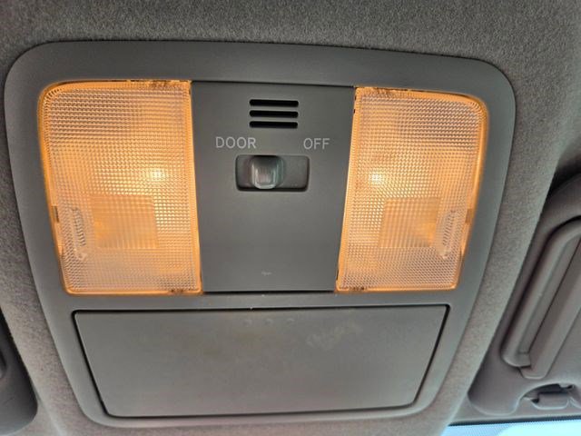 Used 2012 Toyota RAV4 4WD w/ Value Pkg image 8