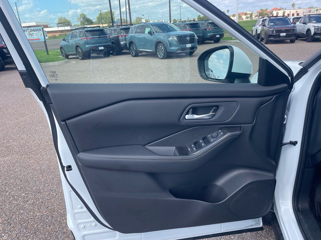 Certified 2026 Nissan Rogue SV w/ Cold Weather Package FWD image 13