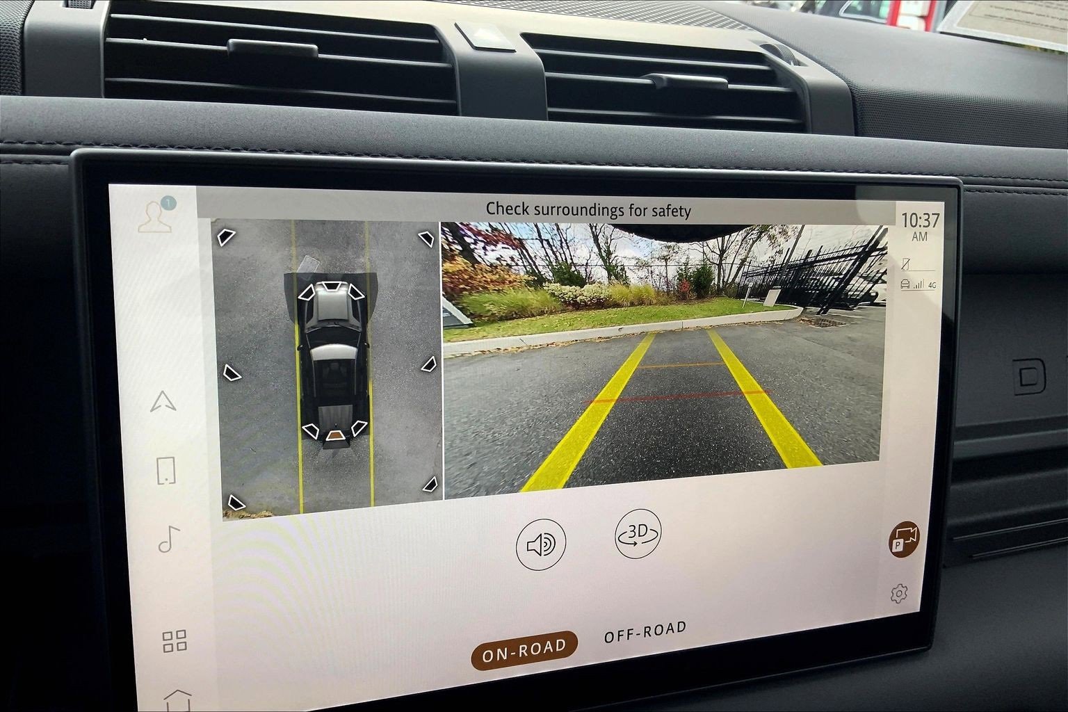 Used 2025 Land Rover Defender 110 S image 26