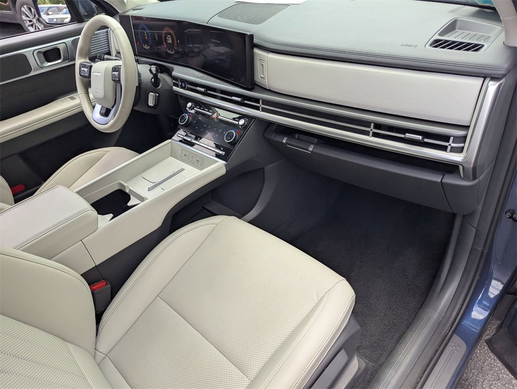 Used 2025 Hyundai Santa Fe SEL image 30