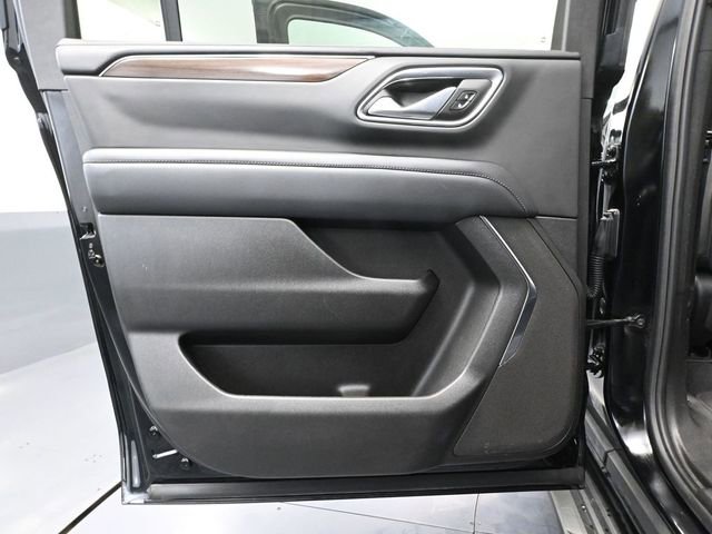 Used 2024 GMC Yukon XL SLE AWD/4WD image 35