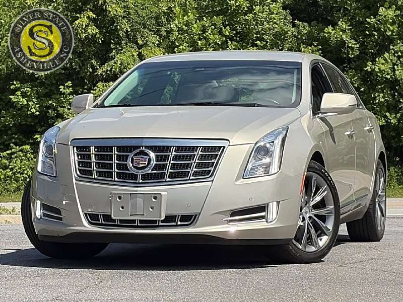 Used 2013 Cadillac XTS Luxury w/ Driver Awareness Package AWD/4WD image 1