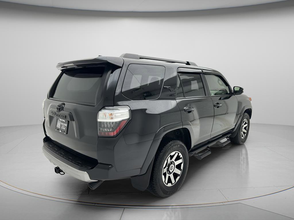 Used 2024 Toyota 4Runner TRD Off-Road Premium w/ Off Road Premium Plus Package AWD/4WD image 4