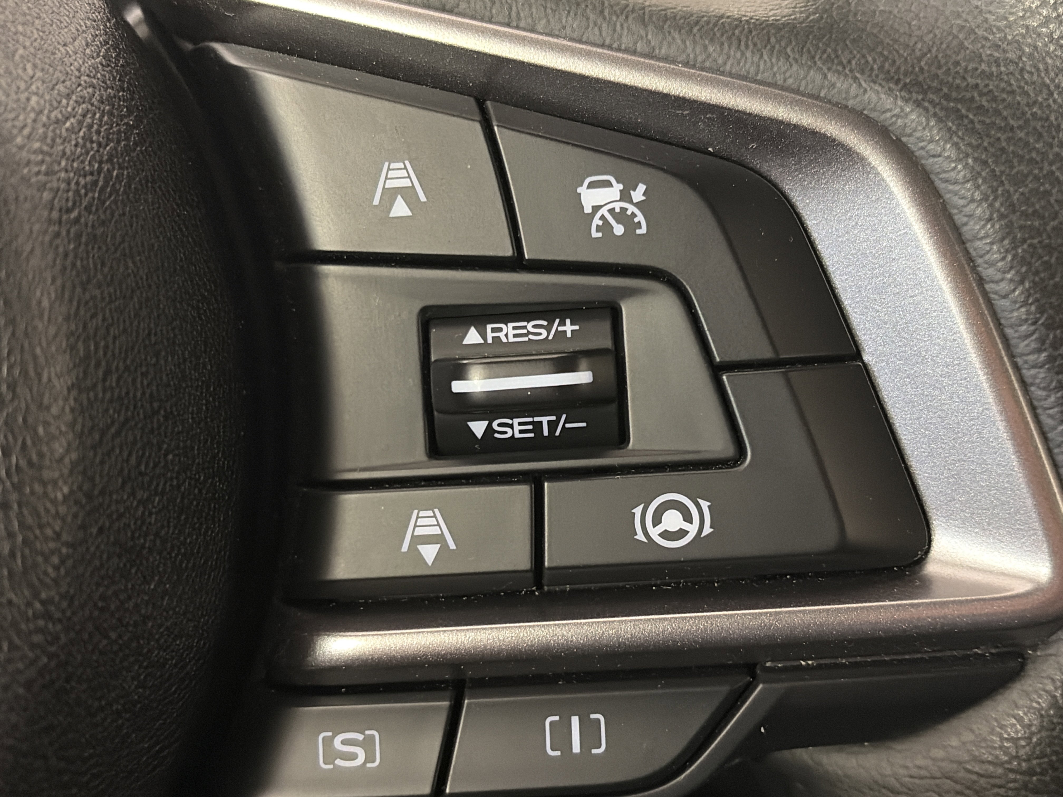 Used 2023 Subaru Forester Limited image 18