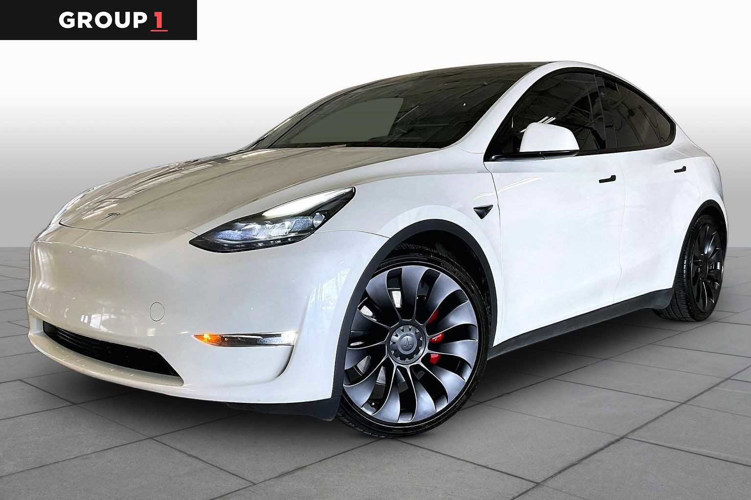 Used 2024 Tesla Model Y Performance image 1