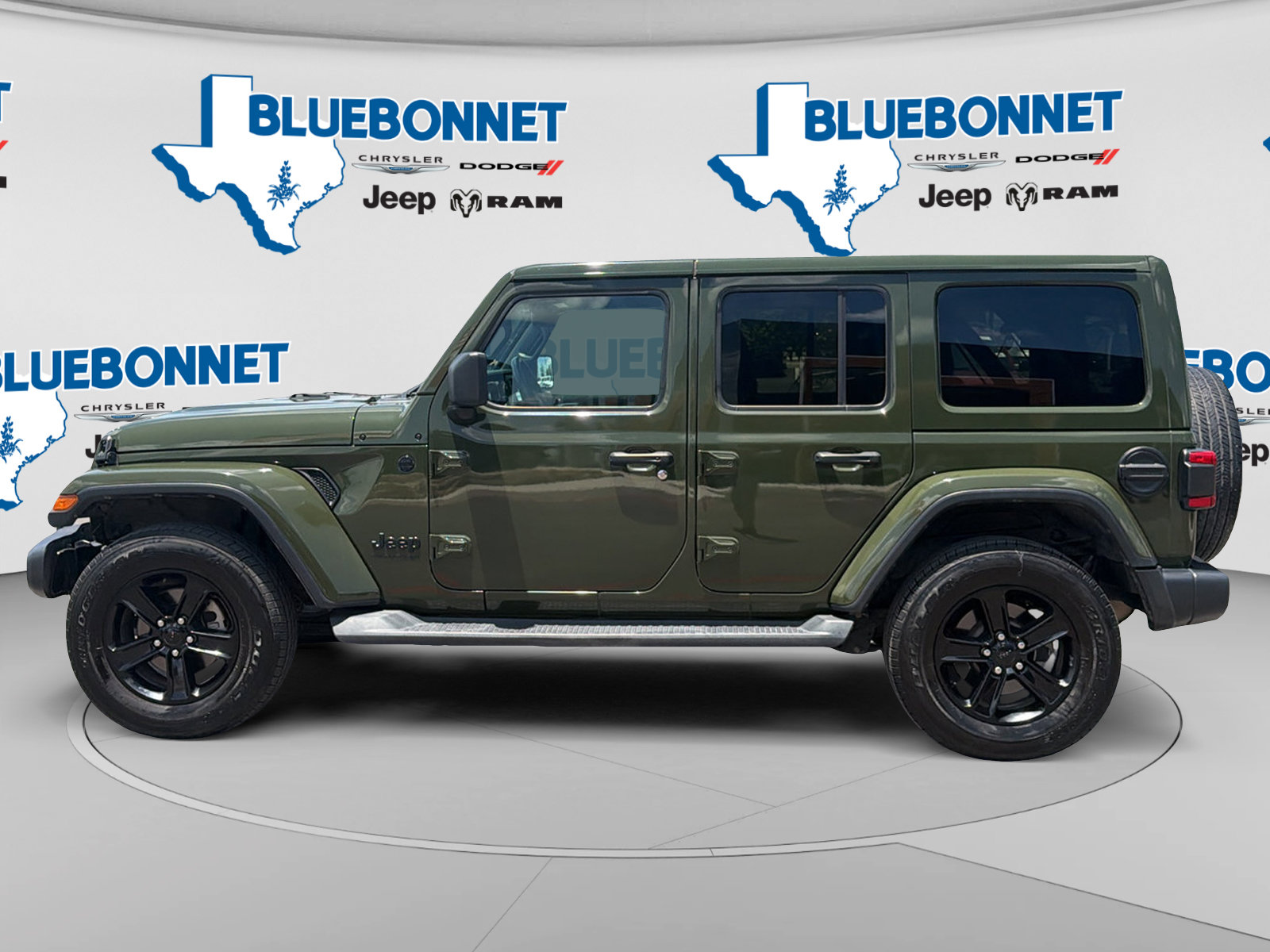Certified 2020 Jeep Wrangler Unlimited Sahara AWD/4WD image 8