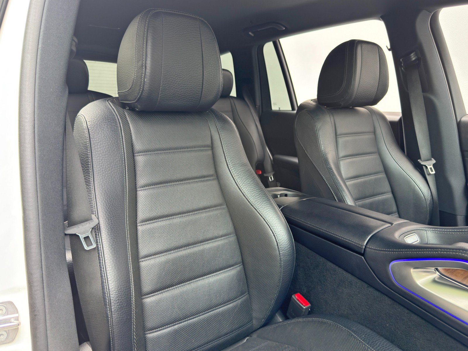 Used 2020 Mercedes-Benz GLS 450 4MATIC image 40