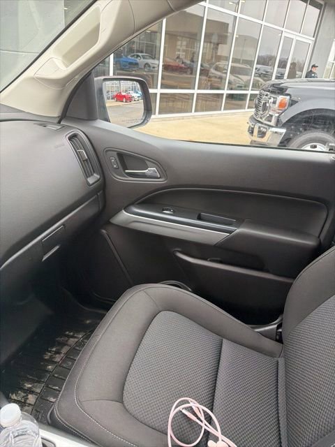 Used 2018 Chevrolet Colorado LT w/ LT Convenience Package image 19