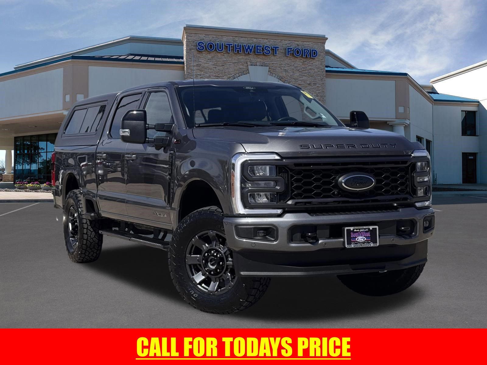 Used 2024 Ford F250 Lariat w/ Lariat Ultimate Package image 1