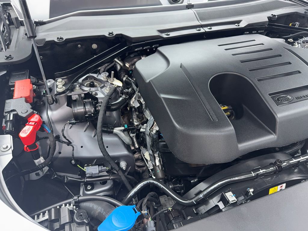 Used 2023 Land Rover Defender 110 SE image 57