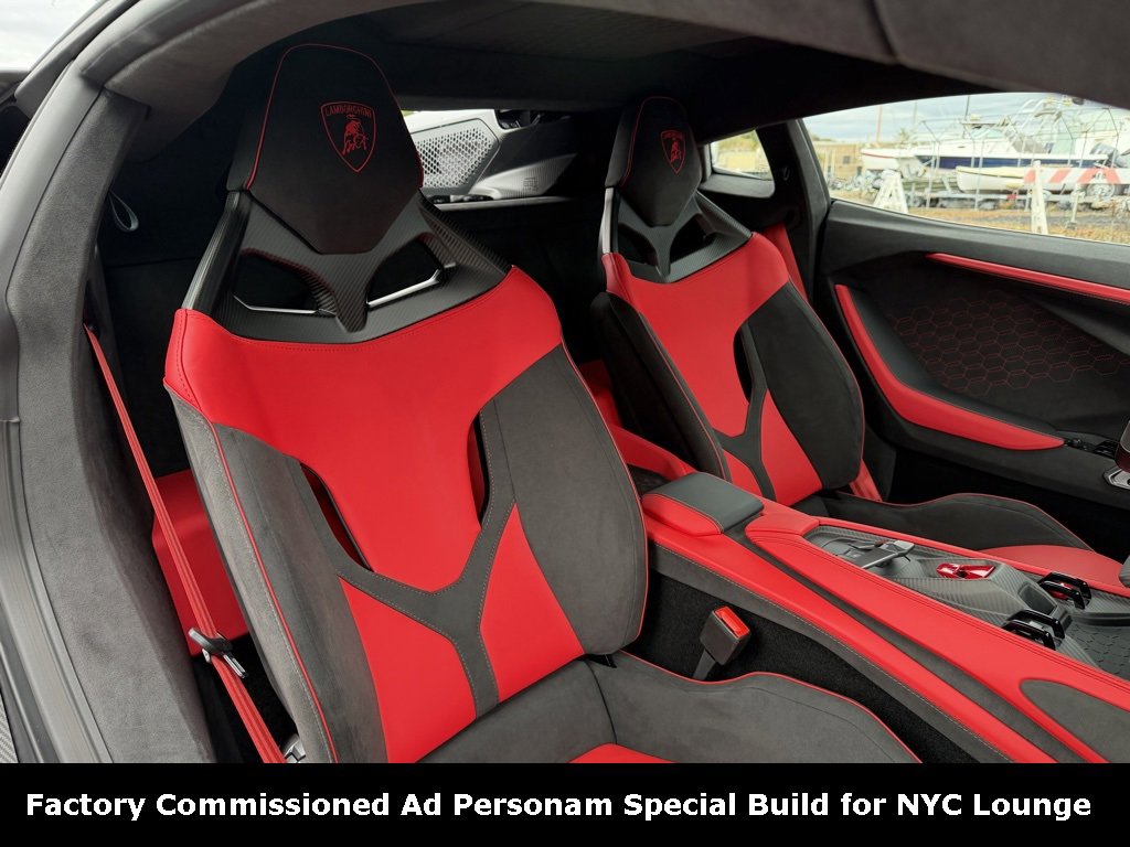 Used 2024 Lamborghini Revuelto image 67