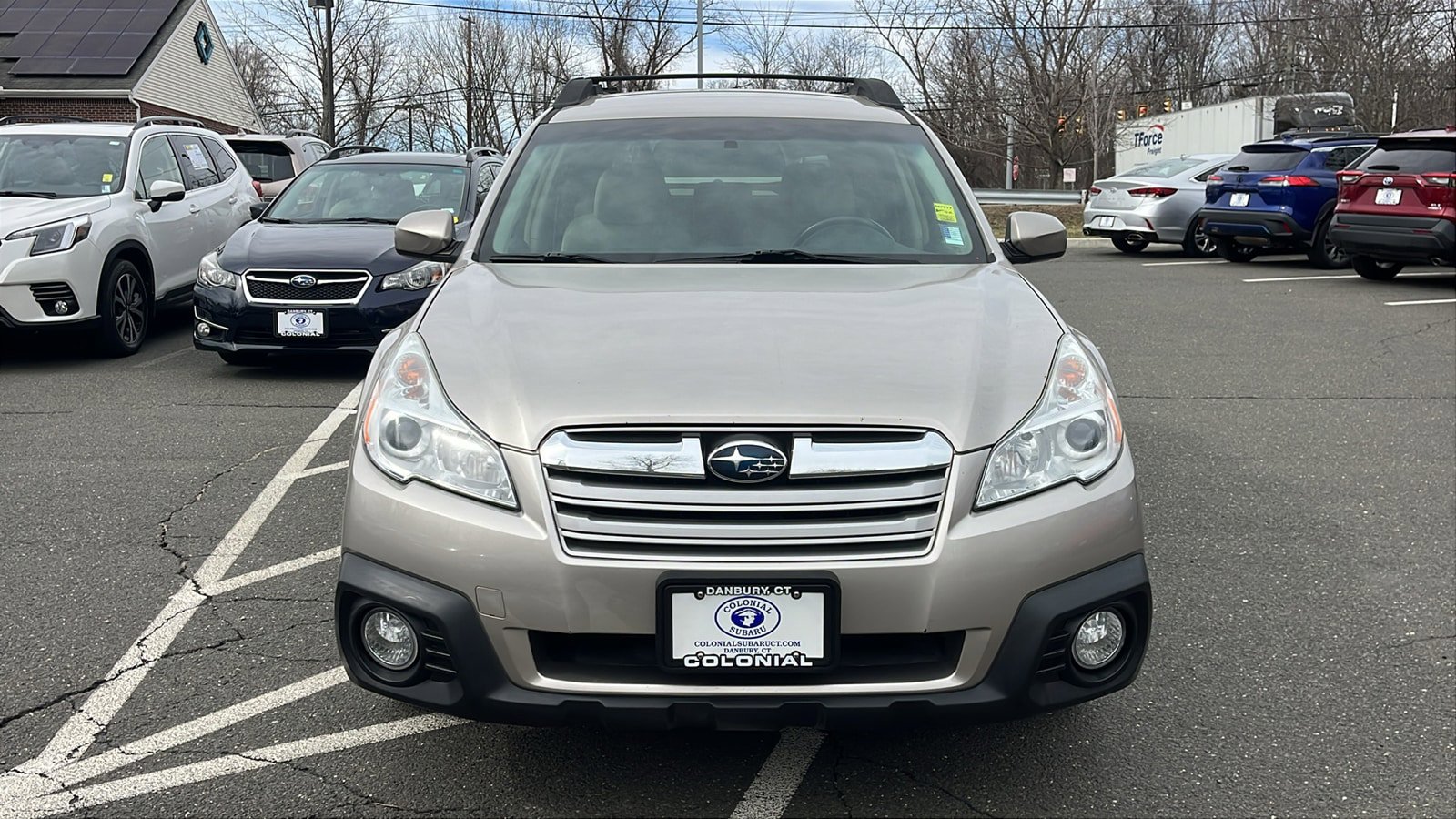 Used 2014 Subaru Outback 2.5i Premium image 4