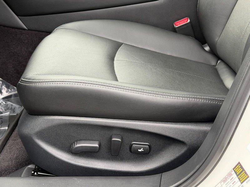 Used 2023 INFINITI Q50 Luxe AWD/4WD image 19