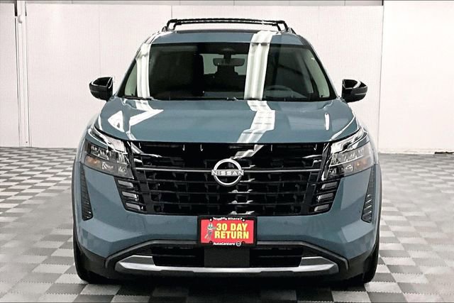New 2026 Nissan Pathfinder Platinum AWD/4WD image 16