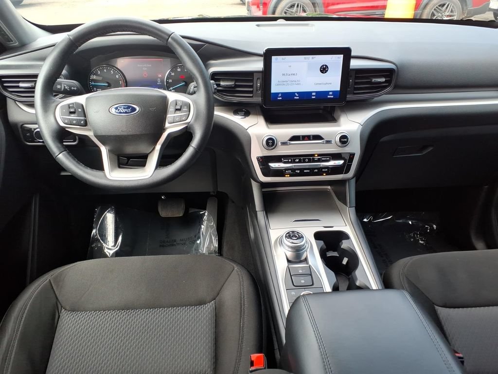 Certified 2023 Ford Explorer XLT AWD/4WD image 6