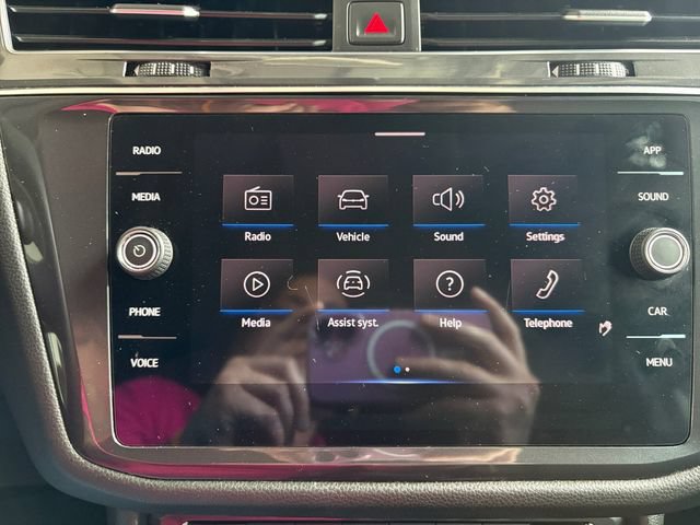 Used 2021 Volkswagen Tiguan SE FWD image 24