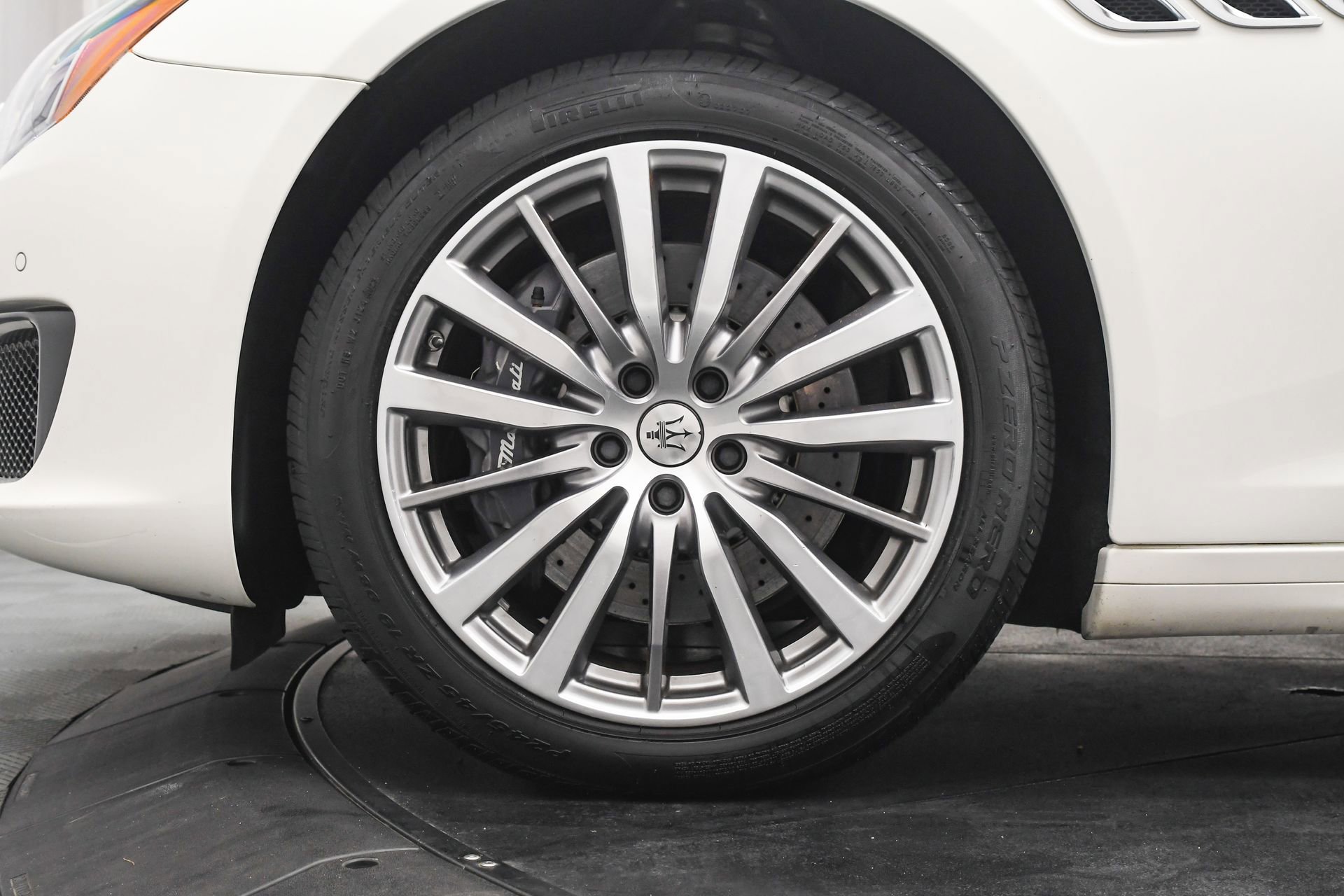 Used 2022 Maserati Quattroporte Modena Q4 image 30