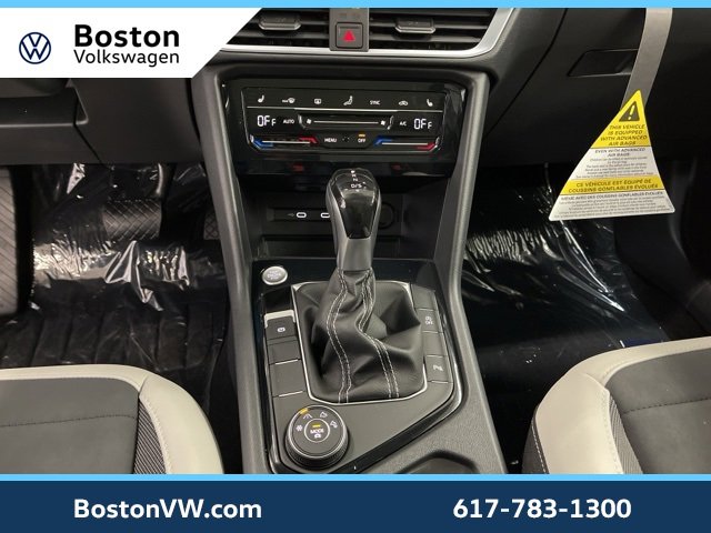 New 2026 Volkswagen Taos SE image 22