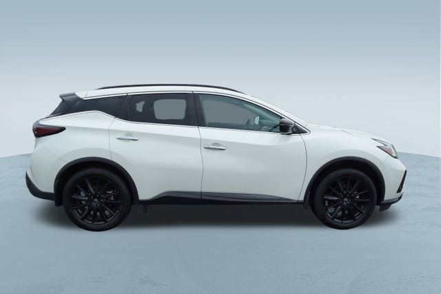Used 2024 Nissan Murano SV w/ SV Midnight Edition Package image 10