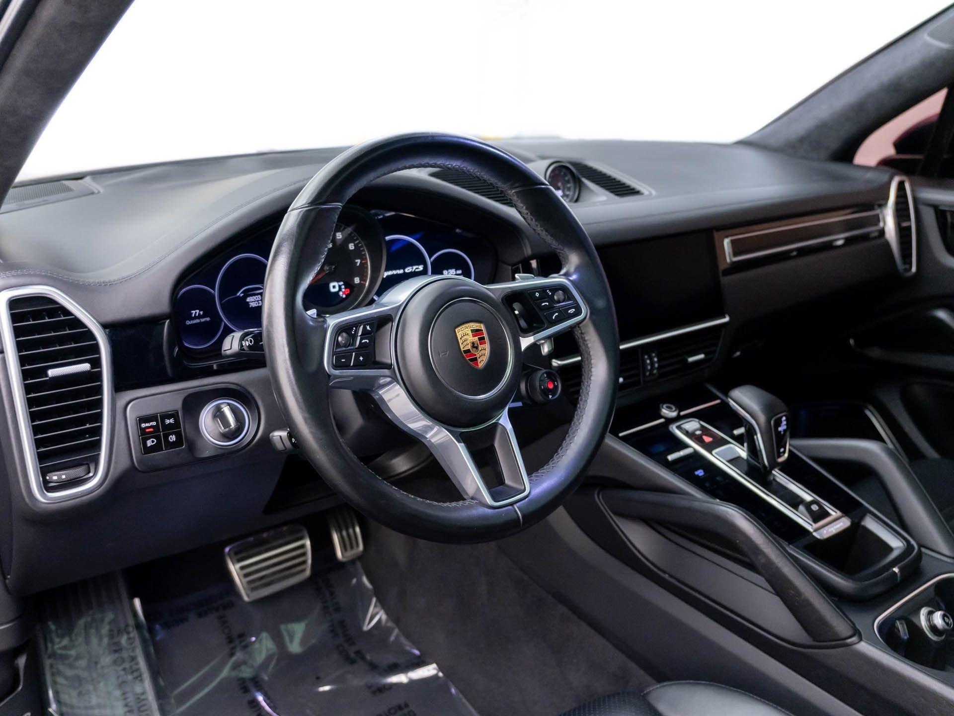 Used 2021 Porsche Cayenne GTS AWD/4WD image 4