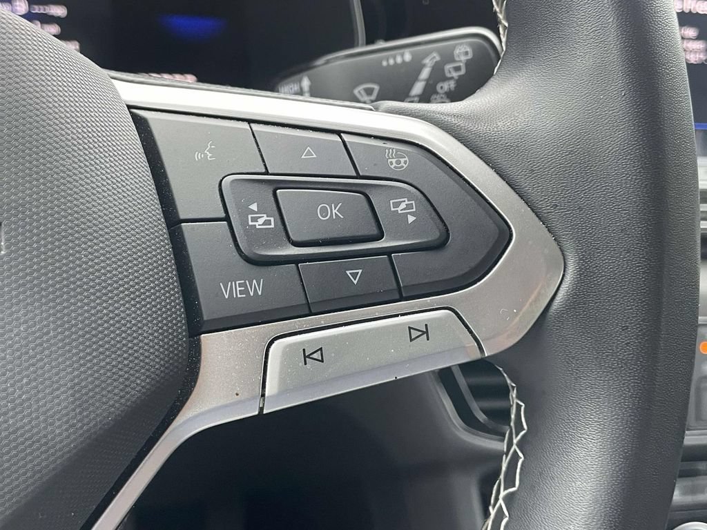 Certified 2024 Volkswagen Taos S FWD image 27