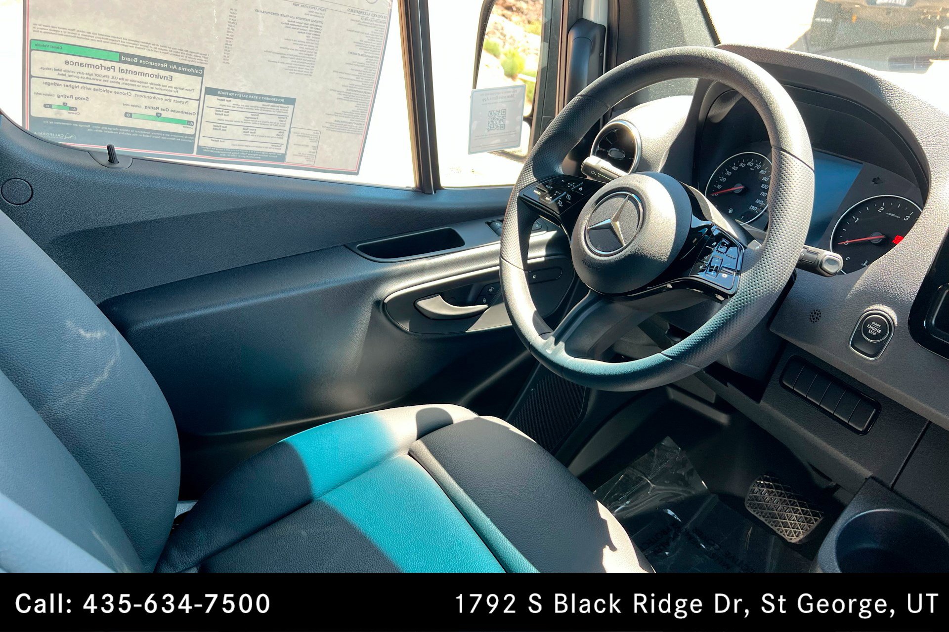 Used 2025 Mercedes-Benz Sprinter 2500 image 11