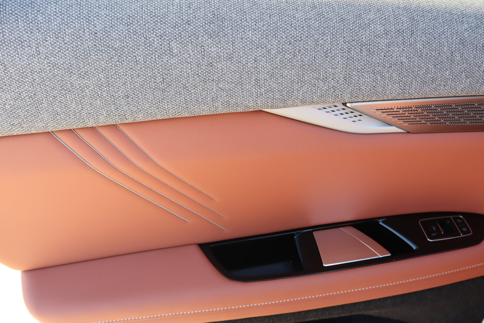 New 2027 Cadillac Optiq Premium Luxury AWD/4WD image 28