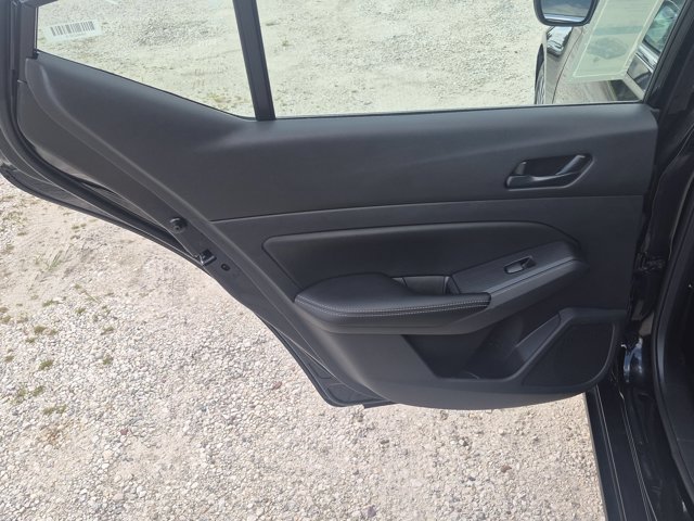 Used 2025 Nissan Altima 2.5 SV FWD image 23