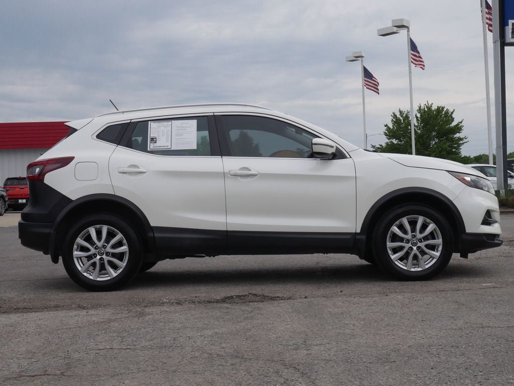 Used 2020 Nissan Rogue Sport SV FWD image 21
