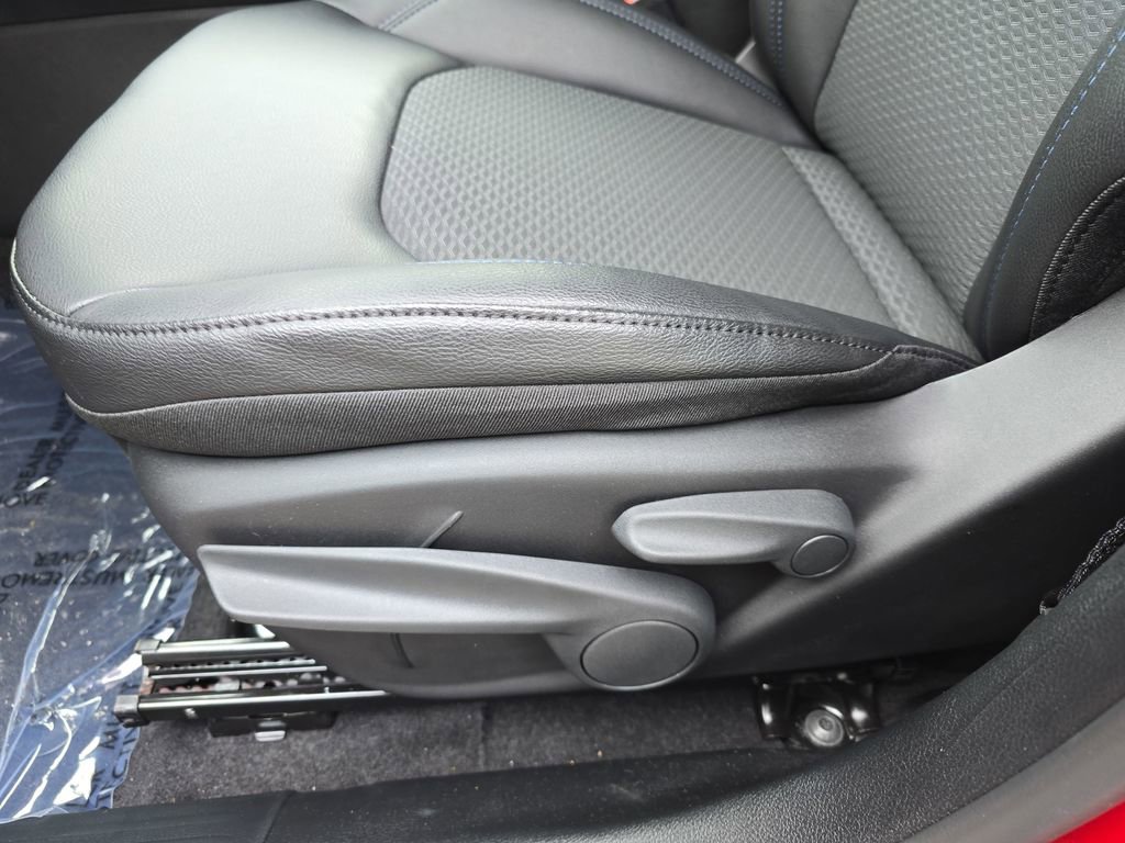 New 2026 Jeep Compass Latitude image 28