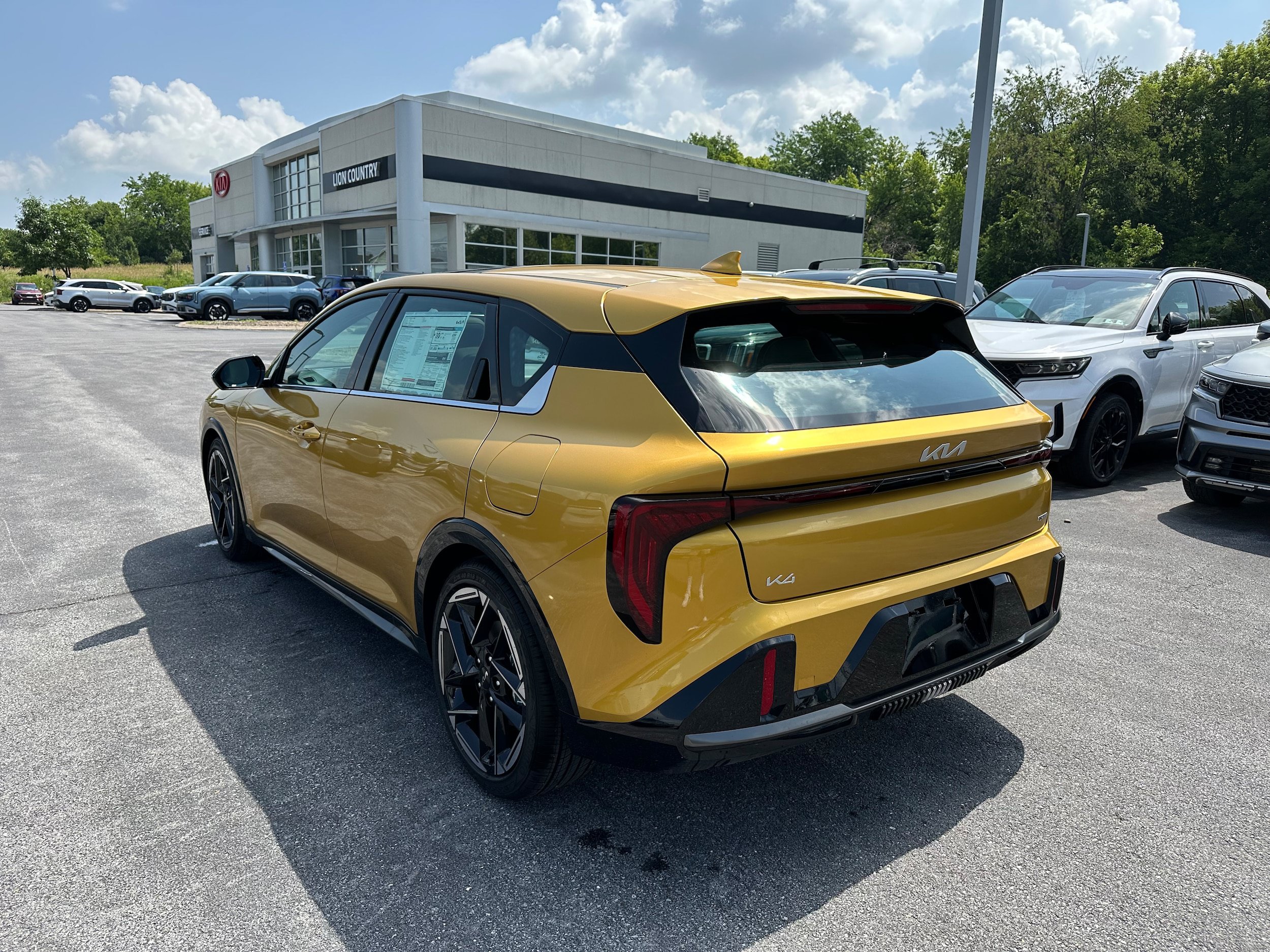 New 2026 Kia K4 GT-Line w/ GT-Line Premium Package FWD image 8