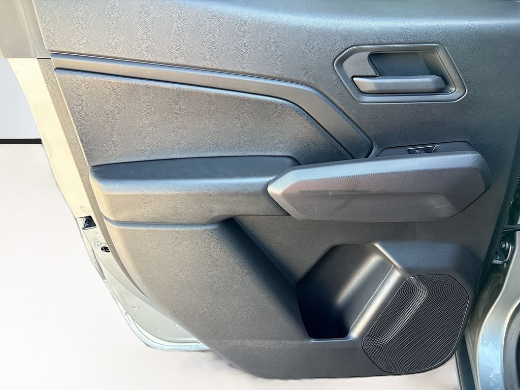 Used 2025 Chevrolet Colorado Trail Boss AWD/4WD image 25