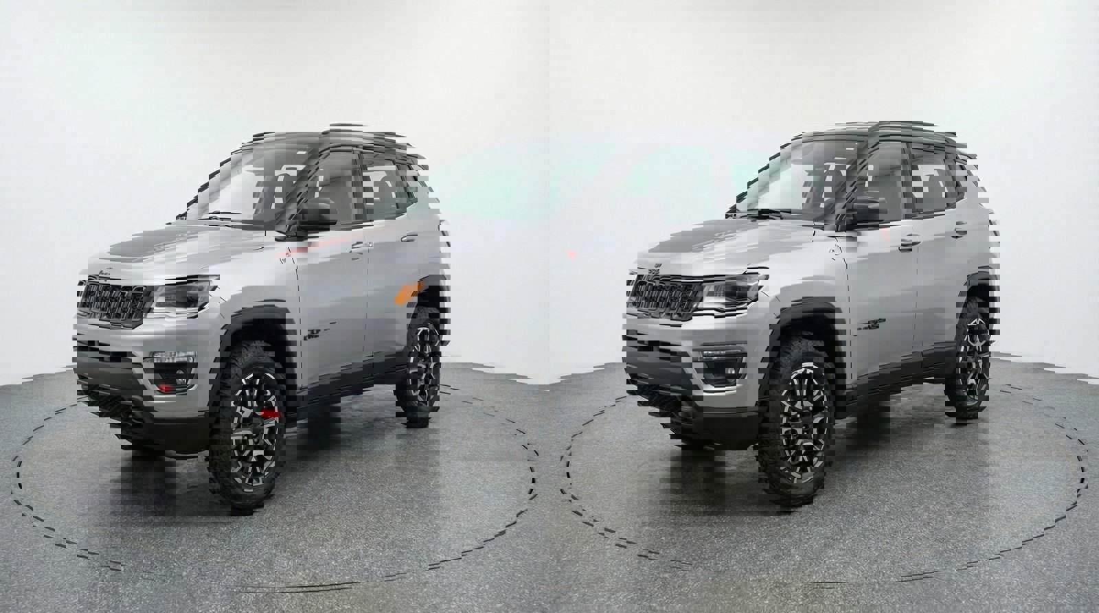 Used 2025 Jeep Compass Trailhawk image 3