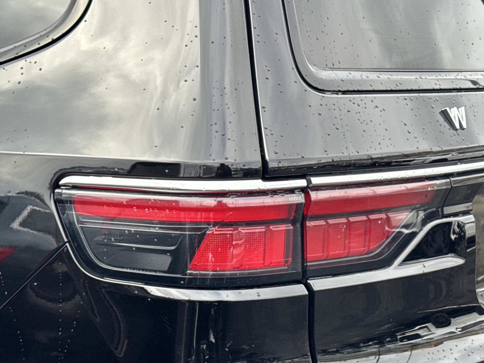 Used 2024 Jeep Wagoneer Series III image 28