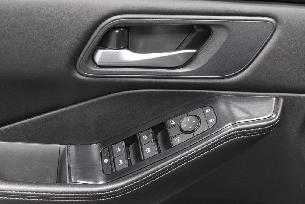 Certified 2024 Nissan Rogue SV AWD/4WD image 24