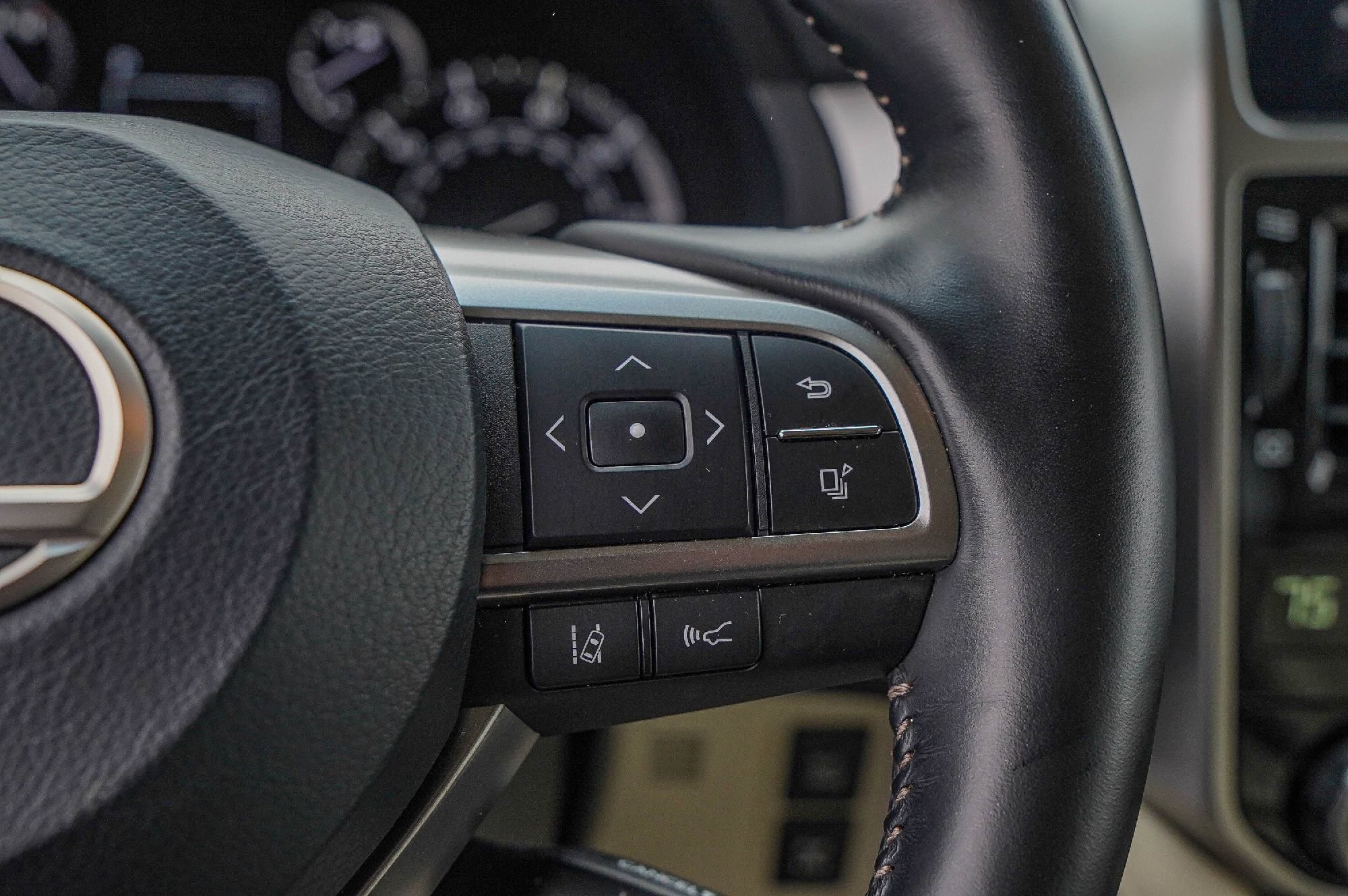 Used 2023 Lexus GX 460 Premium image 12