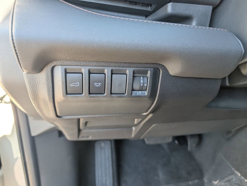 New 2026 Subaru Ascent Limited Bronze image 17