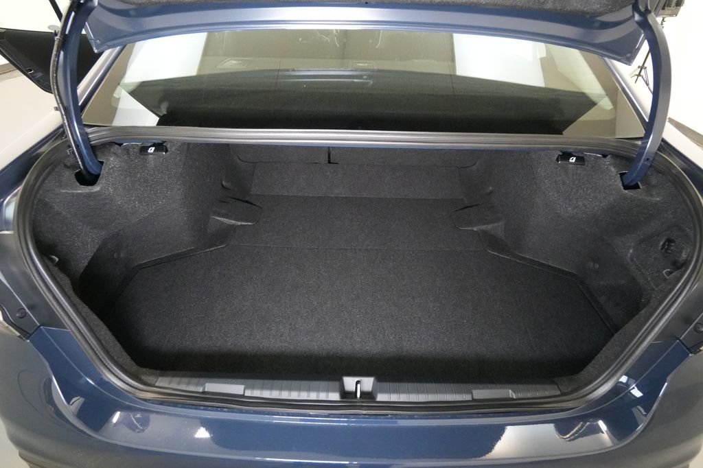 New 2025 Subaru Legacy Premium image 18