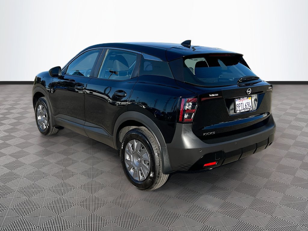 Used 2025 Nissan Kicks S FWD image 5