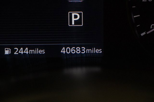 Used 2023 Nissan Kicks SV image 31