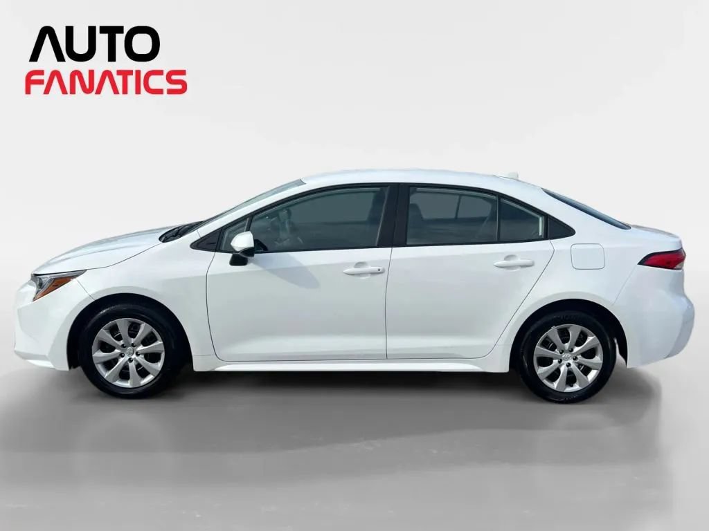 Used 2026 Toyota Corolla LE FWD image 2