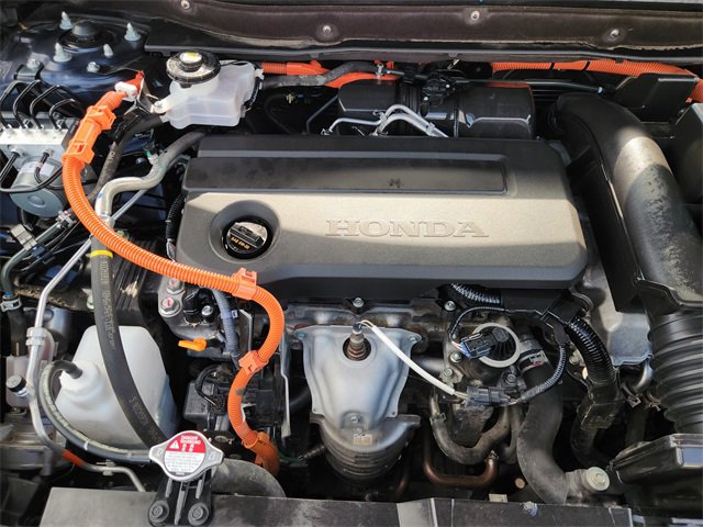 Used 2024 Honda CR-V Sport Touring image 9