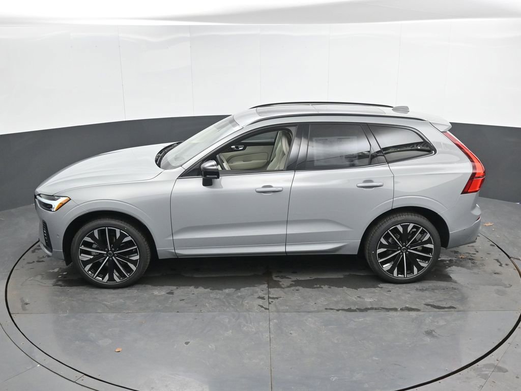 New 2026 Volvo XC60 B5 Ultra w/ Protection Package Premier image 31