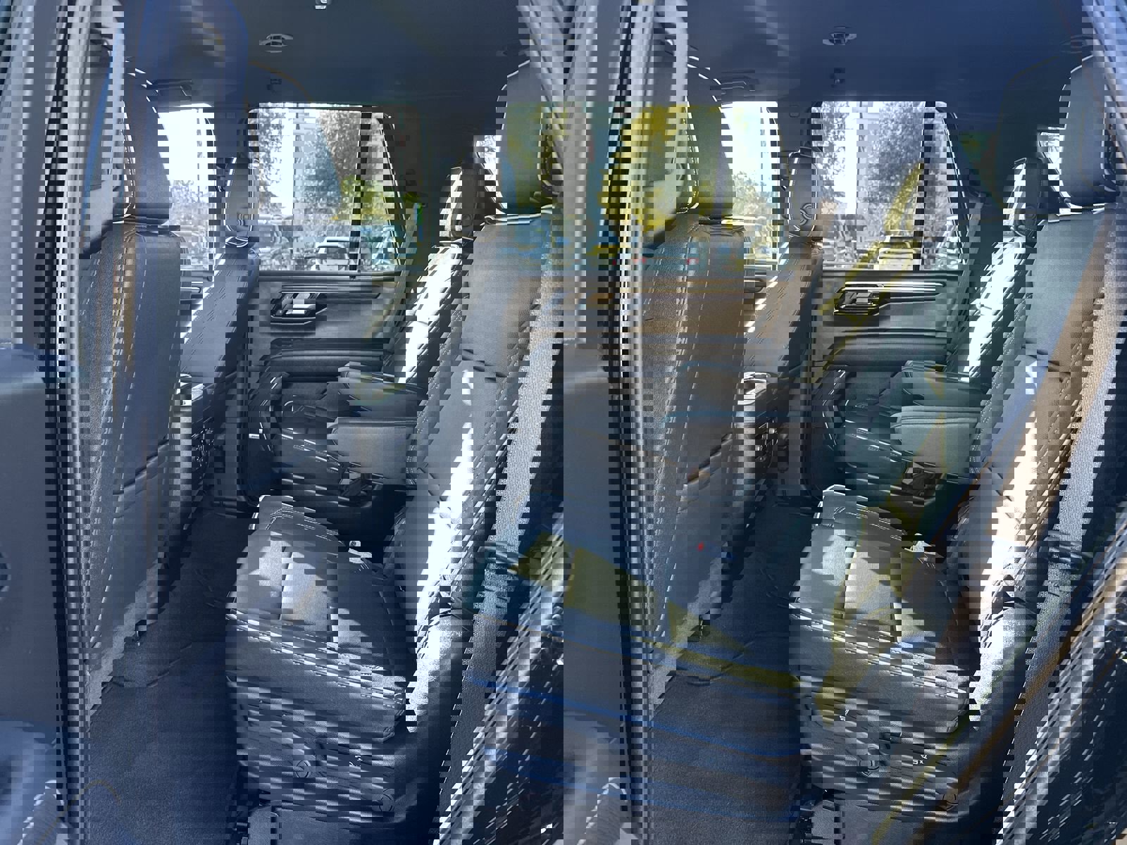 Used 2025 Chevrolet Tahoe Premier image 31