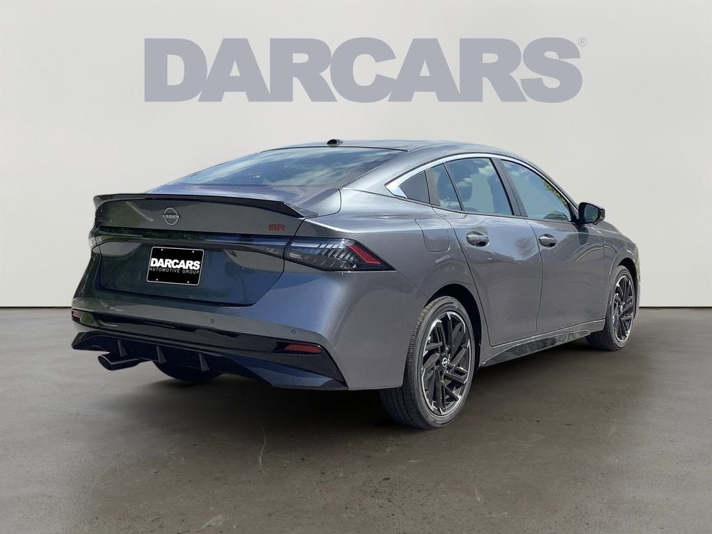New 2026 Nissan Sentra SR w/ SR Premium Package FWD image 7