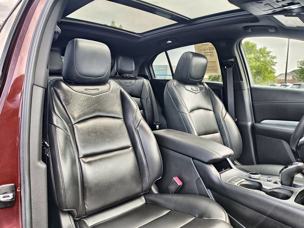 Used 2023 Cadillac XT4 Premium Luxury w/ Sun And Sound Package AWD/4WD image 25