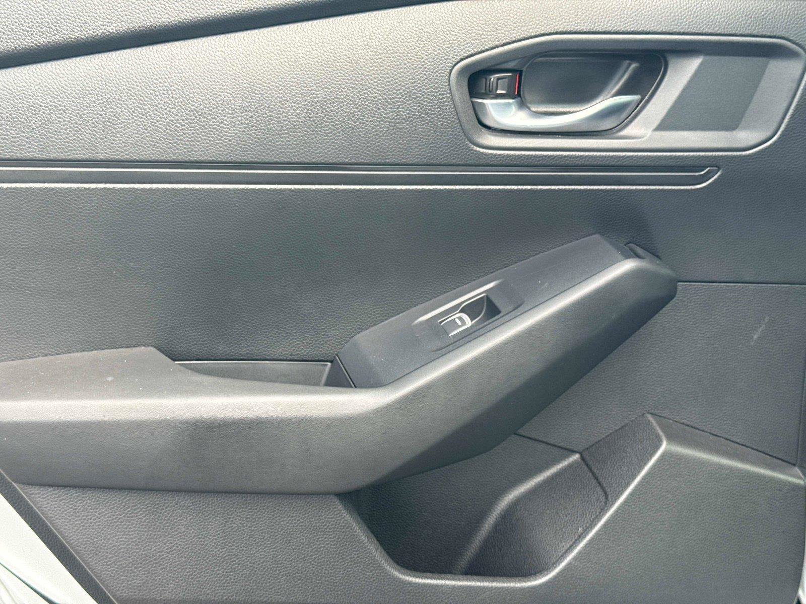 Certified 2024 Honda Accord EX image 12