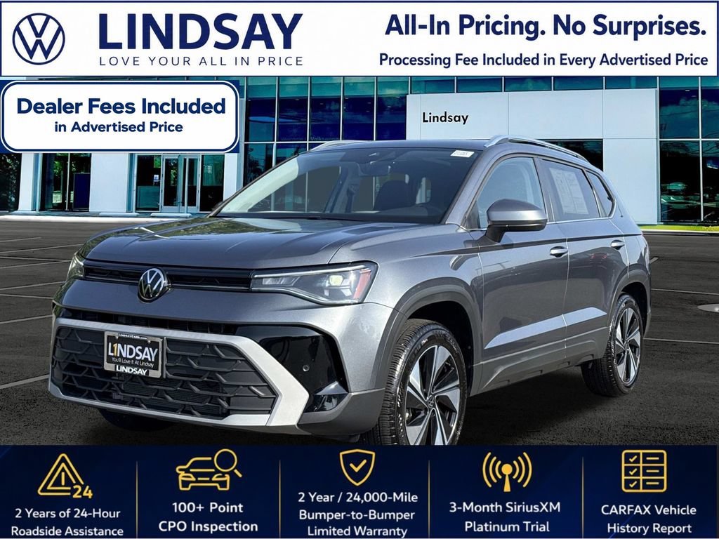 Certified 2025 Volkswagen Taos SE w/ Panoramic Sunroof Package AWD/4WD image 1