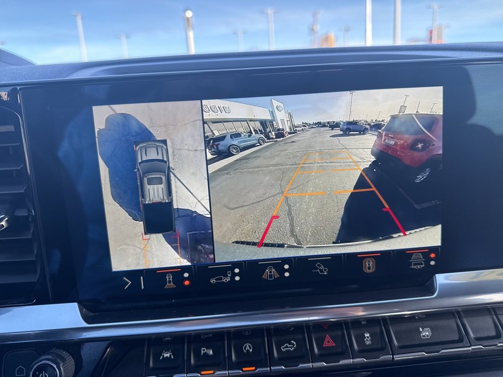 Used 2024 Chevrolet Silverado 1500 High Country w/ Technology Package image 14