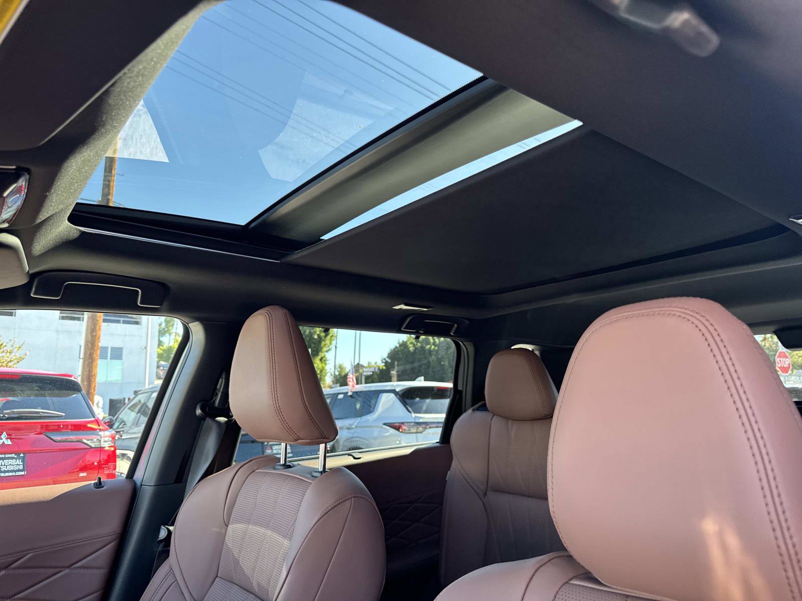 New 2026 Mitsubishi Outlander SEL image 14